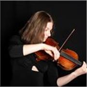 Insegnante di violino anni, posso dare lezione sia di strumento sia di solfeggio e armonia/ear training di base