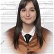 Estudiante de 3º de Ingeniería Química con cuatro años de experiencia como profesora imparte clases de la rama de ciencias