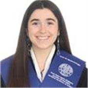Profesora titulada en biotecnología con un master en enología con gran experiencia impartiendo tanto clases particulares como a pe