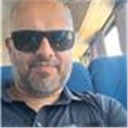 Profesor de inglés y además hablante nativo de español