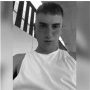 Profesor de repaso general de primaria imparte clases