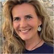 Profesora titulada de clases de Economía, y matemáticas para Educación Primaria y primeros cursos de secundaria, n más de 15 años de experiencia y con excelentes resultados de mis alumnos en la Evau