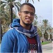 Étudiant donnant des cours de physique et maths avec une expérience deux ans, en travail libre