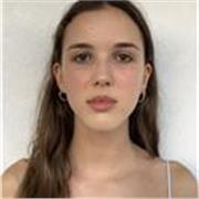 Profesora de ingles con 3+ años de experiencia dando clases particulares. Graduada de cine y cursando un master en producción.