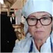 Cuoca aiuto cuocca ,non lavapiatti,se tocca lavare piatti in torno tra personale