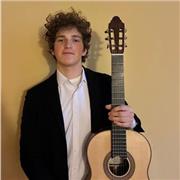 Offro lezioni di chitarra per principianti e semi-principianti.