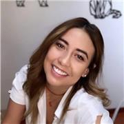 Profesora de artes plásticas para niños