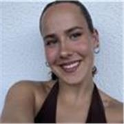 Profesora de matemáticas y lengua para estudiantes de Primaria, ESO y Bachillerato.