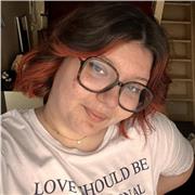 Prof d’Anglais en étude d’art et de design.