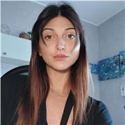 Laureata in discipline storiche e filosofiche per lezioni private