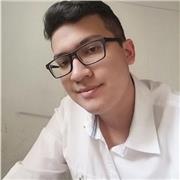 Profesor de matemática imparte clases a niños de todas las edades