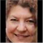 Ich bin von Beruf Lehrerin. Mein Diplom ist in Deutschland anerkannt. Ich kann deutschen Kindern helfen, Spanisch zu lernen