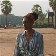 I give Portuguese (Portugal) classes online!