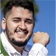 Professor de português com experiência em acompanhamento pedagógico individual ou em grupo, atendendo todas as idades e perfis