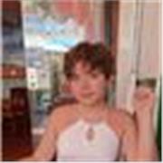 Estudiante de Máster Universitario e intérprete de canto moderno con experiencia laboral.