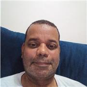 Tenho projeto social de futebol de campo há 9 anos, já trabalhei no C.R. Flamengo na escolinha de futebol e já passei pelo time São Gonçalo Esporte Clube profissional