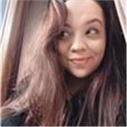 studentessa offre ripetizioni di spagnolo per ragazzi