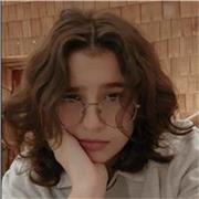 Profesora de inglés, apta para niños de entre 7 y 14 años. 