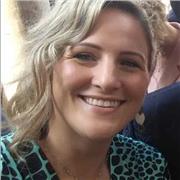 Insegnante con decennale esperienza nel tutoraggio in materie scientifiche