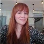 Profesora de Inglés titulada con más de 25 años de experiencia. Ofrezco clases personalizadas, adaptadas a tus necesidades.