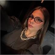 Offro lezioni di inglese, spagnolo e italiano sia per ragazzi che per adulti. Possibilità di effettuare lezioni online 