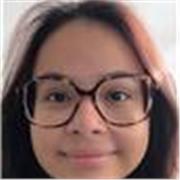 Jóven con experiencia en refuerzo académico y cuidado infantil.