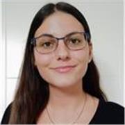 Profesora de Biología imparte clases relacionadas con la Biología y salud