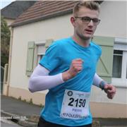 Professeur particulier donne des cours pour bien débuter la course a pied, avec les clés pour progresser et ne pas se blesser