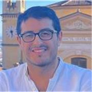 Logopedista Laureato in Cile, imparte lezioni di spagnolo per Bambini, Adolescenti, adulti ed anziani. Tutti i livelli, adatto insegnamento per diverse aree: scuola, università, business, arti. 15 anni di esperienza docente