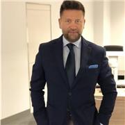 Doy clases particulares de español , en particular económico y financiero