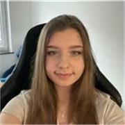 Chcę uczyć ludzi, przyzwyczajać ich do mówienia po angielsku poprzez angażowanie ich w rozmowy w tym języku