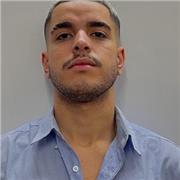 Ofrezco un sistema de aprendizaje dinámico con juegos, ya que creo que sólo con diversión uno aprende mejor.
He dado clases de inglés y portugués a niños, jóvenes y adultos en diferentes plataformas online y presencial