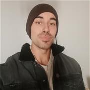 Estudiante de Estudios Ingleses en la Universidad de La Laguna (Tercer año). Hablo inglés, francés y portugués (nivel avanzado)