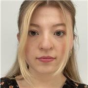 Nachhilfelehrerin für alle Altersgruppen in Biologie & Mathe