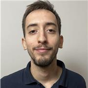 Ciao! Io sono Davide e sono qui per aiutarti a migliorare la tua padronanza della lingua italiana.