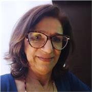 Profesora de primaria apta para todas las edades y materias.