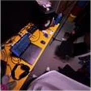 Profesional con más de 4 años de experiencia en el sector.