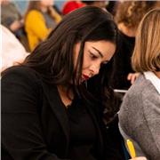 Insegnante di inglese per i più grandi e più piccoli