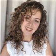 Profesora de moda, patronaje y diseño