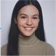 Estudiante con un C2 en inglés, imparte clases de conversación, gramática, listening, writing y reading online o presencial.