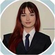 Joven con experiencia en clases particulares en inglés. Apta para todos los niveles.