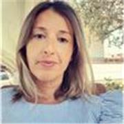 Laureata in Giurisprudenza. Professionista . Dsponibile per lezioni di diritto civile e penale