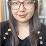 Profesora de Inglés licenciada en educación y letras inglesas