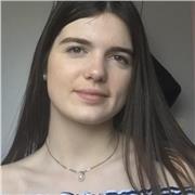 Professeur stagiaire en français pour des élèves de primaire, de collège et de lycée
