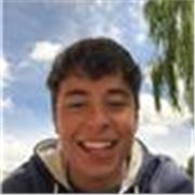 Soy un estudiante de Traducción e Interpretación, que busca dar clases de inglés a nivel de ESO. Tengo 18 años y he estado 1 mes y medio en Brighton y también en Galway