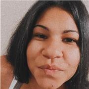 Profesora de catalán imparte clases a niños o adultos interesados en aprender el idioma. O inglés básico a niños