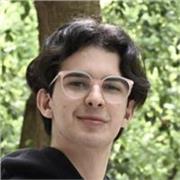 Estudiante de chino con un nivel alto, enseño chino tanto para aprender a hablar y escribir, de forma presencial y online.
