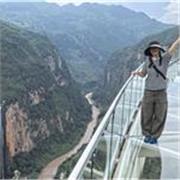Native Chinese speaker with a MA in Interpreting between Chinese and English. Aim to help students learn Chinese 