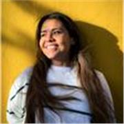 Maestra especializada en la creación de nuevas narrativas, puede acompañar procesos de creación narrativa