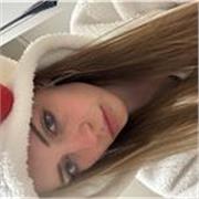 Profesora de inglés que enseña a niños de todas las edades